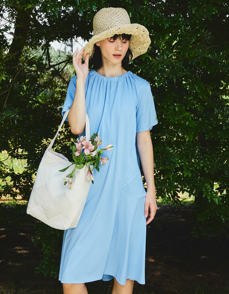 AW25 Angle-Cut Bucket Tote BA-9250721