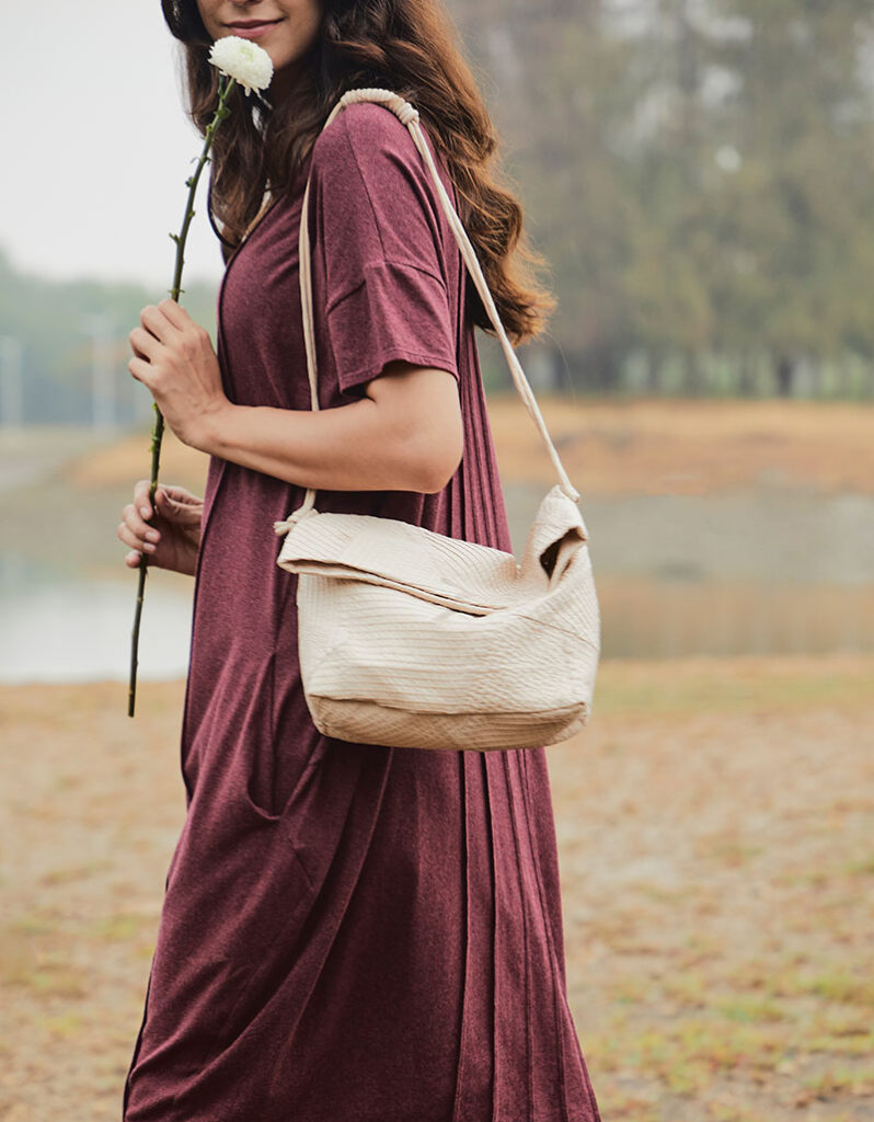 AW24 Flip crossbody bag BA-9240708