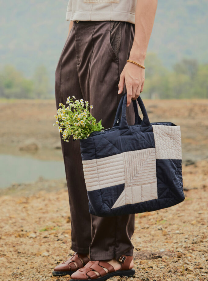 AW24 Massagers hand bag BA-9241014