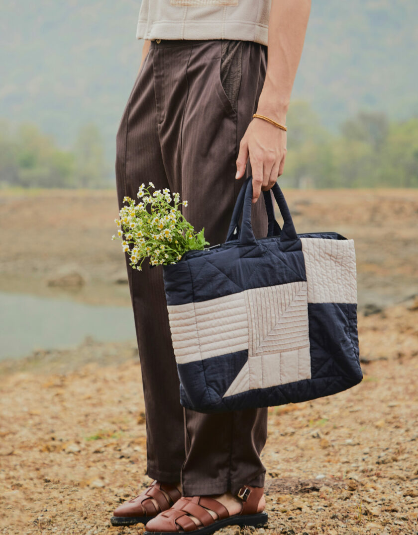 AW24 Massagers hand bag BA-9241014