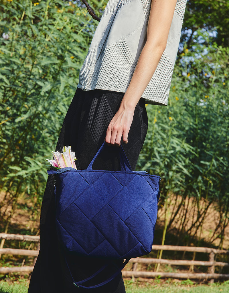 AW25 Patchweave Sling Tote BA-9250713 - Image 2