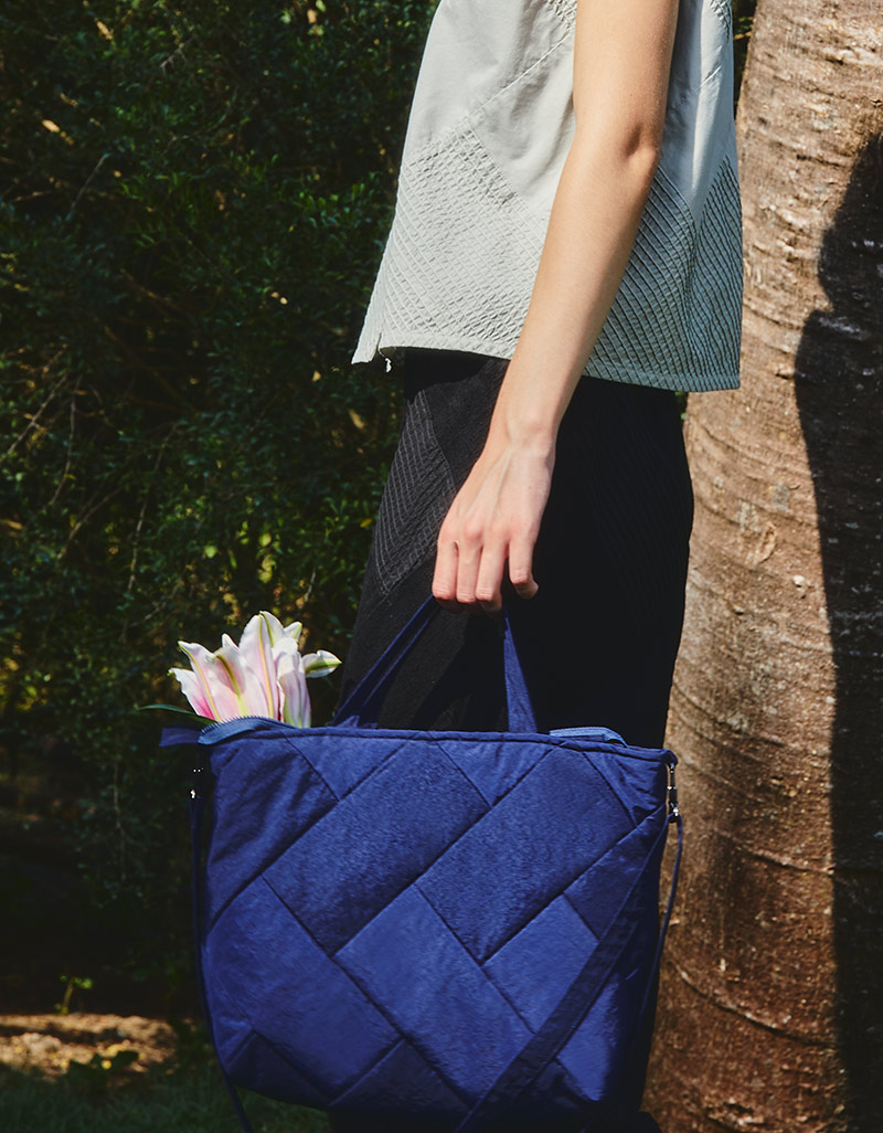 AW25 Patchweave Sling Tote BA-9250713 - Image 4