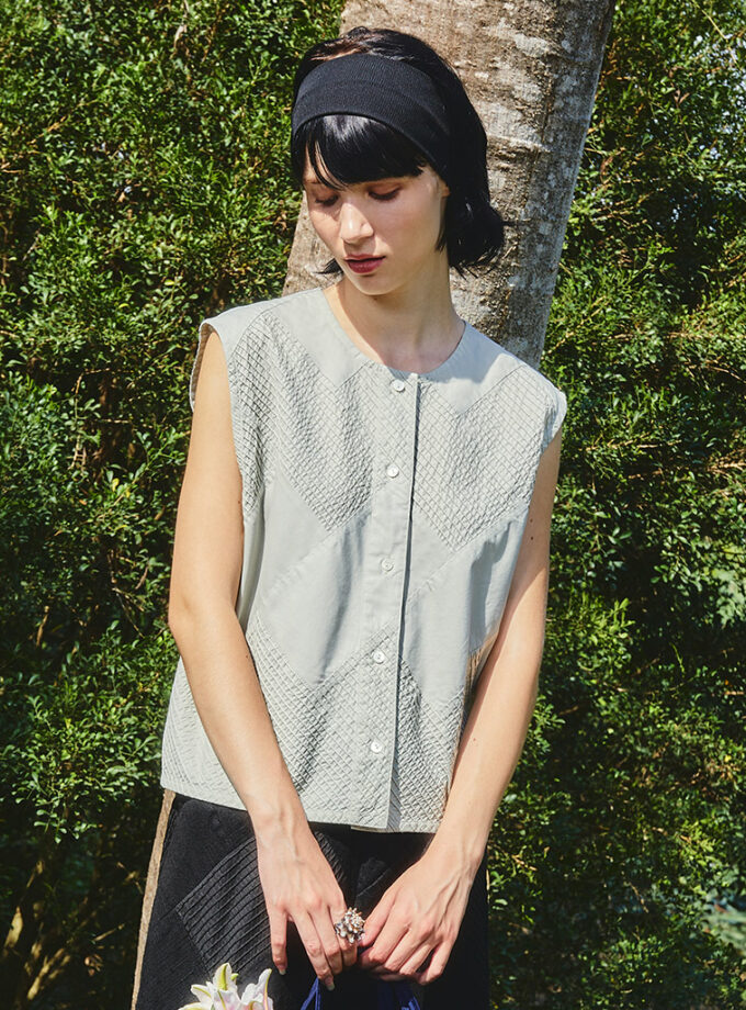 AW25 Seamflow Sleeveless Top BL-9251016