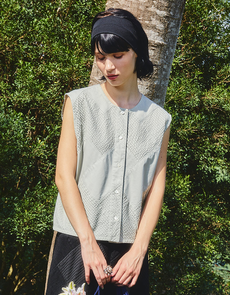 AW25 Seamflow Sleeveless Top BL-9251016