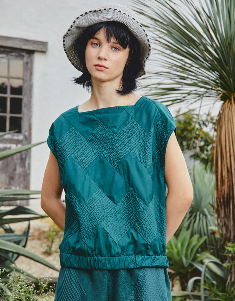 AW25  Weavegrid Top BL-9251003